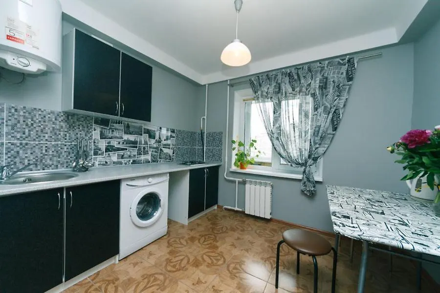 Apartment Near Dream Town Kiev