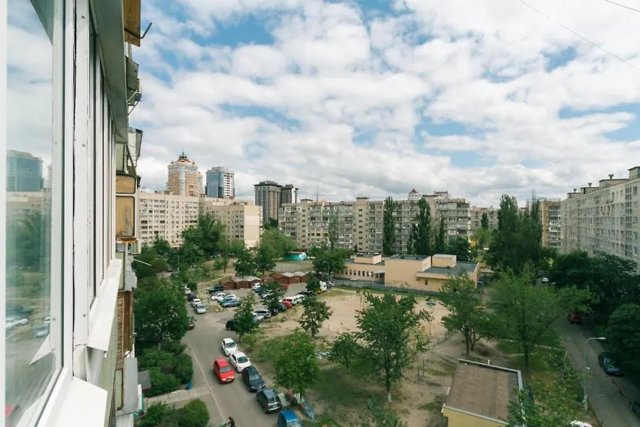 Apartment Near Dream Town Kiev